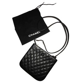 Chanel-bolsillos-Negro
