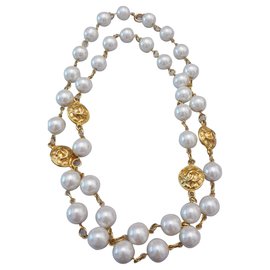 Chanel-Collier Vintage Chanel en plaqué or y perle-Doré,Blanc cassé