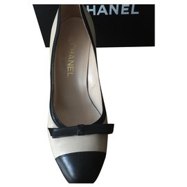 Chanel-Heels-Black,Beige