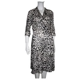 Escada-Silk dress with silk lining-Black,White