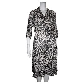Escada Seidenkleid mit Seidenfutter Schwarz Weiß