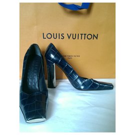 Louis Vuitton-Talons-Bleu
