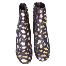Saint Laurent-Loulou ankle boots-Golden