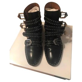 Givenchy Botines Negro