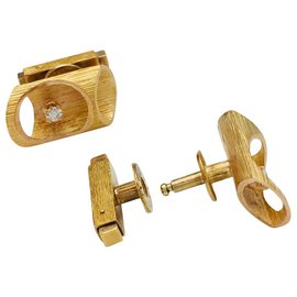 inconnue-"Bamboo" cufflinks in yellow gold and diamonds, 1970.-Other