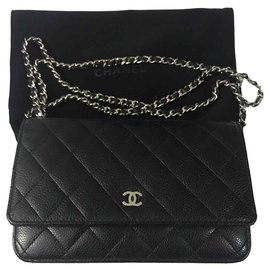Chanel-Brieftasche an der Kette-Schwarz