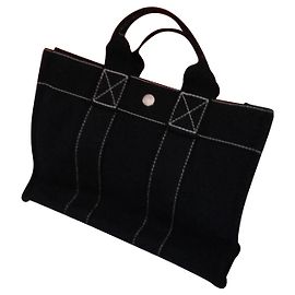 Hermès SAC HERMES MODELE TOTO PM Noir