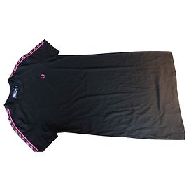 Fred Perry Bandiertes Ringer-T-Shirt-Kleid Schwarz