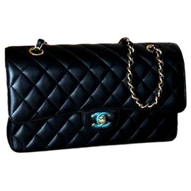Chanel-CHANEL lined FLAP CLASSIC BAG-Black,Golden