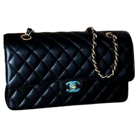 BORSA CLASSICA FLAP foderata CHANEL Nero D'oro