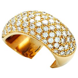 Chaumet-Chaumet ring, model "Tribute to Venice", in yellow gold and diamonds.-Other