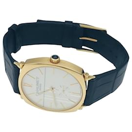 Chaumet-Chaumet watch model "Dandy" in yellow gold on leather.-Other