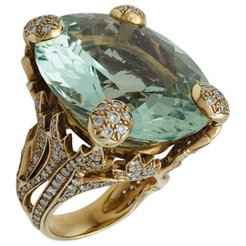 Dior-Christian Dior ring "Miss Dior" in yellow gold, green beryl and diamonds.-Other