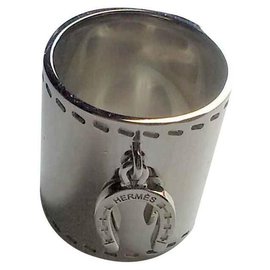 Hermès Anello con sciarpa di Hermes Argento