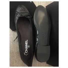 Chanel-Ballerines-Noir