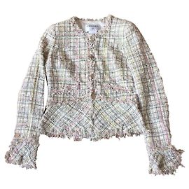 Chanel Jacke Creme