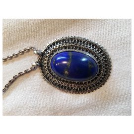 Autre Marque-Llapis lazuli cabochon set in silver with chain.-Blue