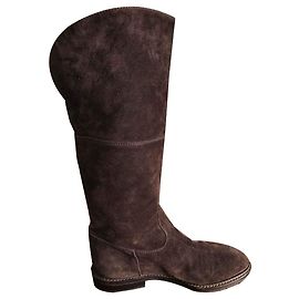 Bottes hautes Chanel en cuir daim marron Marron foncé