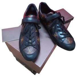 Louis Vuitton Baskets Multicolore