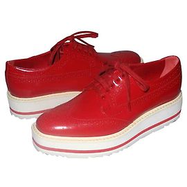 Prada Creepers derbies em nova caixa de couro vermelho Vermelho