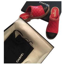 Chanel Clogs Red