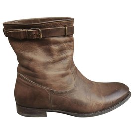 N.D.C. Made By Hand-N boots.D.C. Made By Hand in oiled leather-Brown