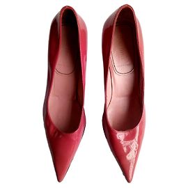Miu Miu Stilettos aus rosa Lackleder Gr. 37 Pink