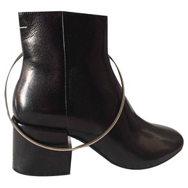 Mm6-Black Ring Ankle Boots-Black