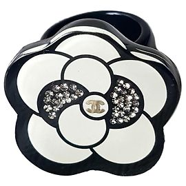 Camelia Chanel ring Black White Other