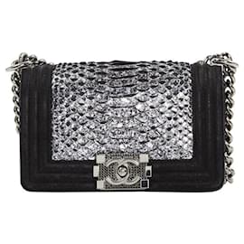 CHANEL BOY PYTHON RARO! Nero Argento