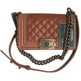 Chanel-Jamais porté avec carte Small Boy Flap Bag-Autre