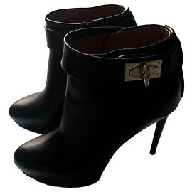 Givenchy Shark Stiefeletten Leder Schwarz 35 Schwarz