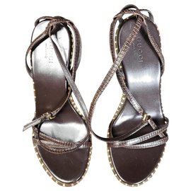 Gucci-Sandals-Brown