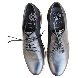 Autre Marque derbies Sublte, modèle Alpha Low Noir
