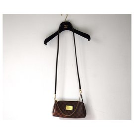 Louis Vuitton-Eva-Marrom