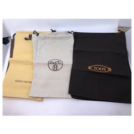 Louis Vuitton-3 dustbagS HERMES TOD'S VUITTON-Black,Orange,Yellow
