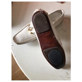 Yves Saint Laurent-White mocassins Y es Saint Laurent-White