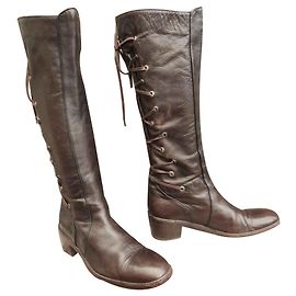 Botas Dries van Noten com laço nas costas Marrom