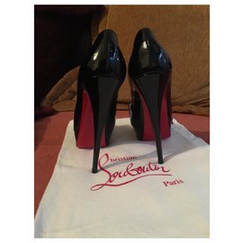 louboutin occasion femme