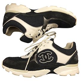 Tênis Chanel Branco e Azul Escuro em Pele de Vitelo Branco Azul escuro