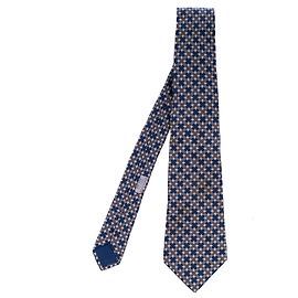 Hermès tie in navy blue printed silk, In very good shape! Navy blue