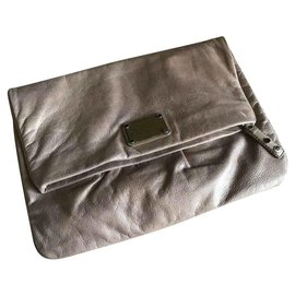 Marc by Marc Jacobs-Grand pochette-Taupe