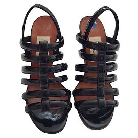Sandálias Lanvin de couro preto Preto