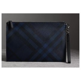 Burberry-BURBERRY, London check zipped pocket-Black,Blue
