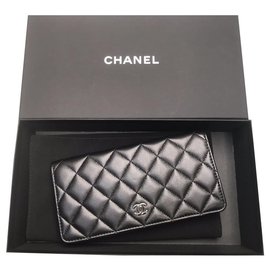 Chanel-CHANEL PORTEFEUILLES CLASSIQUE EN CUIR D’AGNEAU NOIR .NEUF !! JAMAIS SERVI !!!-Noir