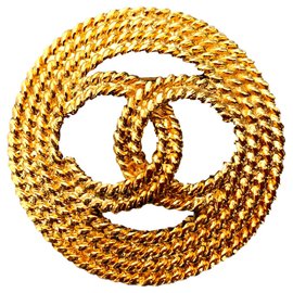 Chanel-CC-Golden