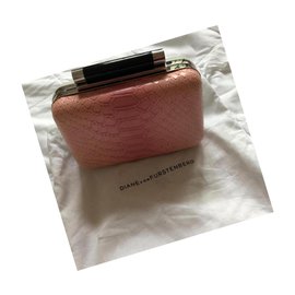 Diane Von Furstenberg-Pockets-Pink