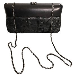 Chanel-Bolsos de mano-Negro