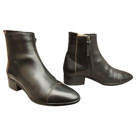 Sartore ankle boots worn once Black