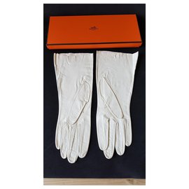 Hermès-Gloves-Cream
